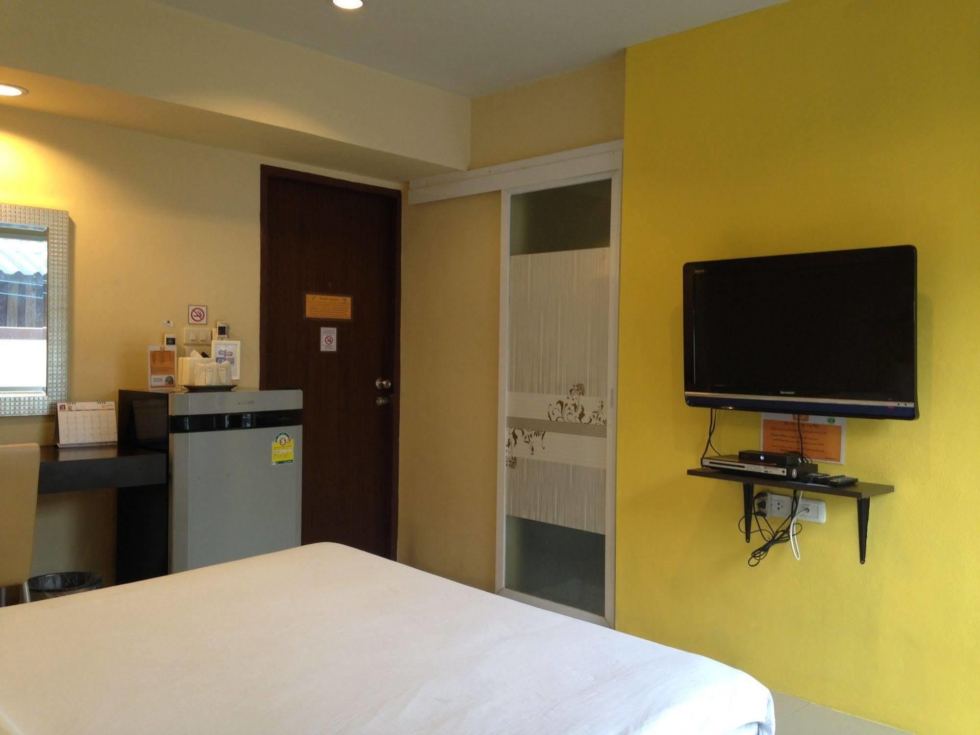 C2 Residence Lampang Luaran gambar